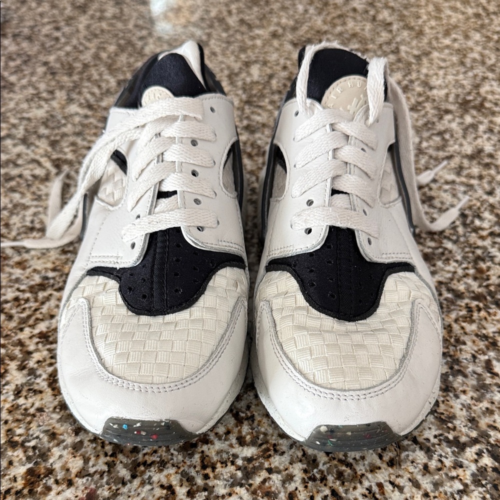 Nike Women’s Huarache White and Black Sneakers